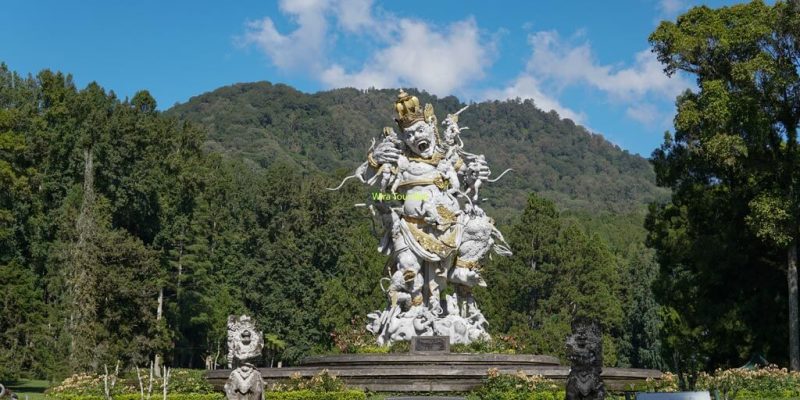 Kebun Raya Bali植物園: 子供とナニーのための楽しみの場