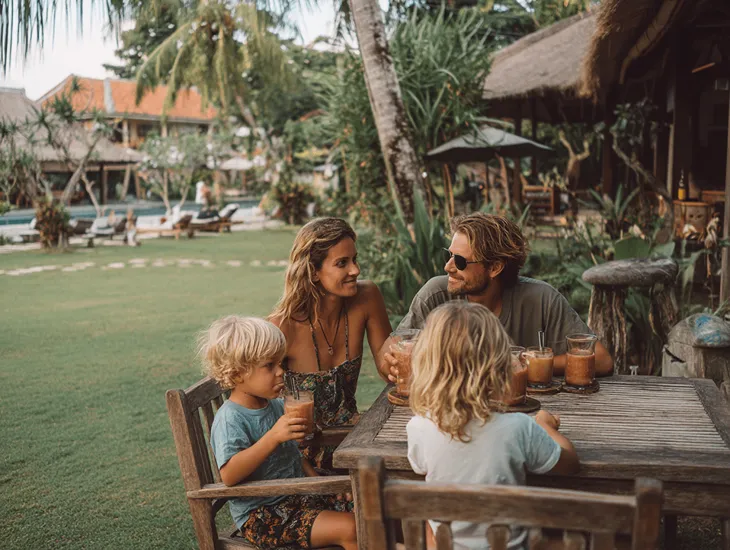 Family Beach Clubs 2026 – Enclosed play areas, kids menus, and safe viewing decks in Indonesia.