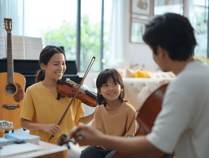 Piano and violin lessons in Bali 2026 – Professional instructors, in-villa music sessions, and creative development for expat children