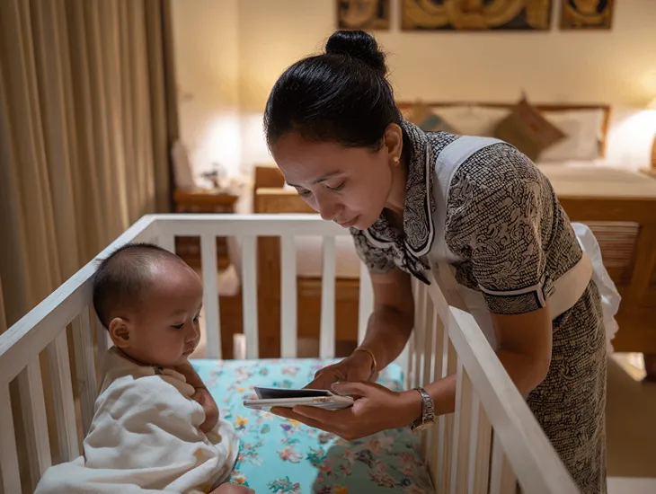 Nanny Sleep Protocols 2026 – Caregiver vetting, strict safety rules, and infant sleep routines