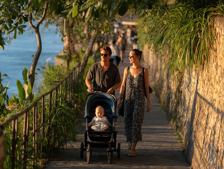 Baby Transport in Bali 2026 – Ergonomic carriers, lightweight travel strollers, and safe vehicle seating