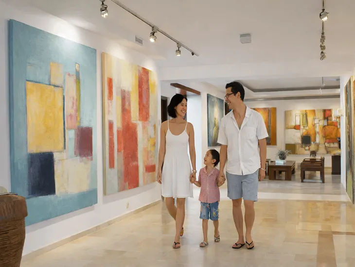 Art Galleries in Bali 2026 – Komaneka Ubud modern gallery visit, cool indoor comfort, and stroller-friendly family art break