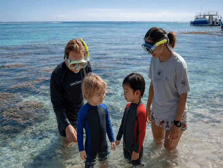 Snorkeling Spots in Bali 2026 – Professional guides, life jacket fitting, and safety standards for expat families