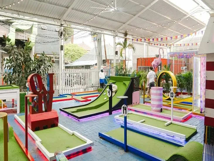 family mini golf in Bali 2026 – Transparent pricing for carnival games, group discount availability, and professional equipment standards.