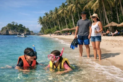 Crystal Bay in Nusa Penida for Families: Palm Trees and Easy Snorkeling