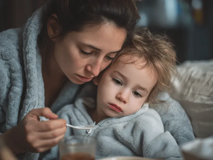 Diarrhea in Children 2026 – Oralit salts, slow frequent sips, correct packet mixing, and low‑sugar supportive fluids like broth and coconut water