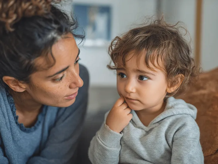 Early Language in Bali 2026 – Babysitter in Bali singing interactive songs with a toddler