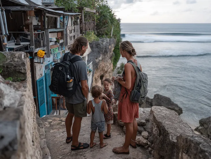 Bingin Beach 2026 – Rustic boutique hotels, cliff access safety, and childcare services for families in Uluwatu