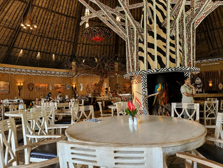 Tsavo Lion Restaurant 2026 – Families arriving at the zoo entrance via private transfer service