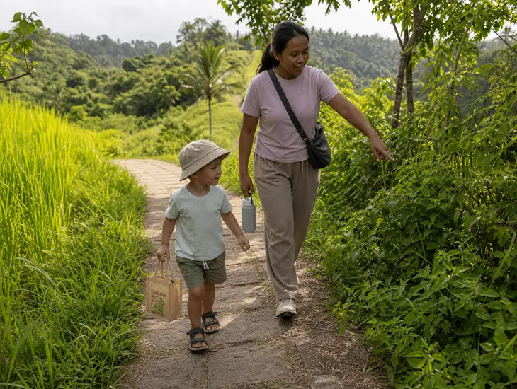 Toddler Outdoor Play in Bali 2026 – Campuhan Ridge Walk offers safe wide paths, nature walks, and gentle sensory plant exploration with a supportive caregiver for toddlers