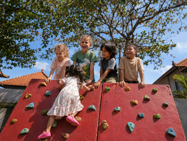 Best Preschool in Bali 2026 – Interactive classroom setting showing students engaged in a group lesson
